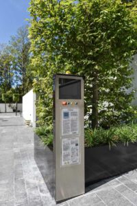 Aarding Car Lifts - BMW op Bemande Autolift IP1-CM MOB 28 Aarding Car Lifts - BMW op Bemande Autolift IP1-CM MOB 28