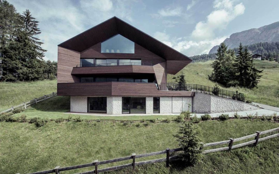 Bemande Autolift voor Particuliere Villa in Italiaanse Bergen